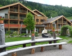 Familie Holzner presents den "nuin" Waltershof