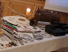 Präsentation der Silberquarzit-Schmuckkollektion